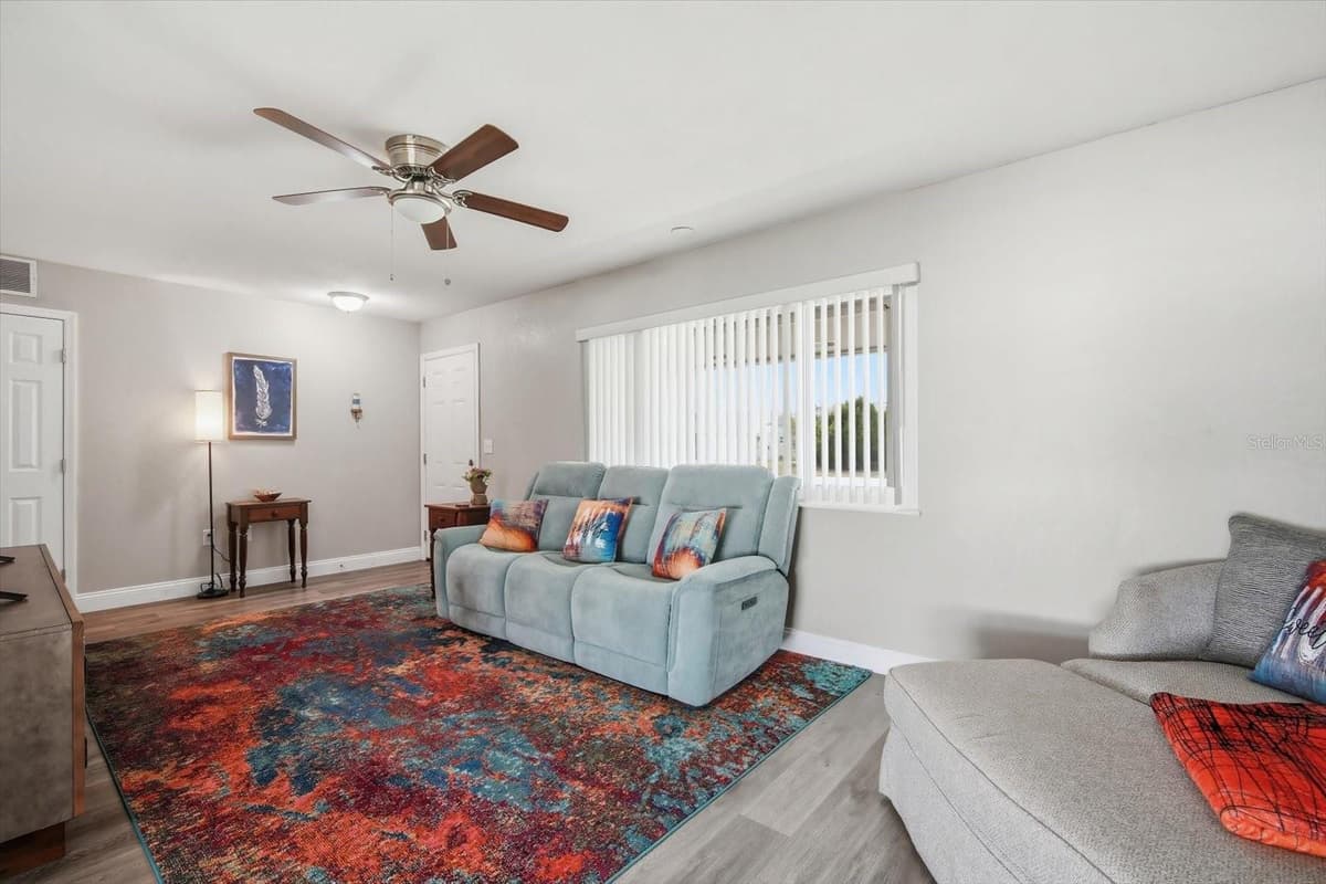 1404 SETON HALL DRIVE — photo 13 of 32