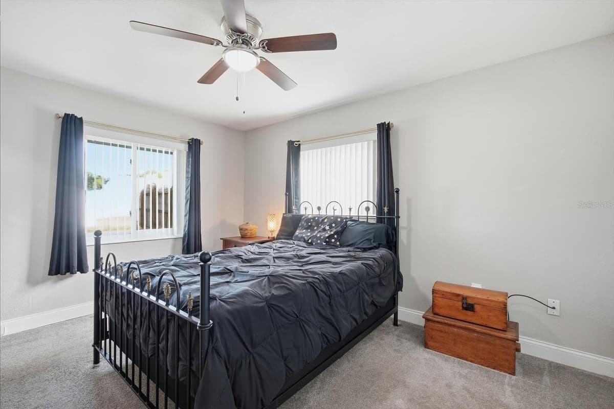 1404 SETON HALL DRIVE — photo 5 of 32