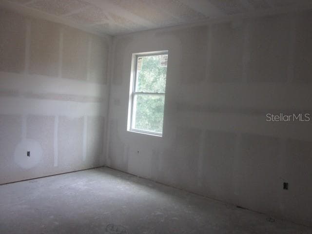 15456 PIEDMONT AVENUE — photo 14 of 21