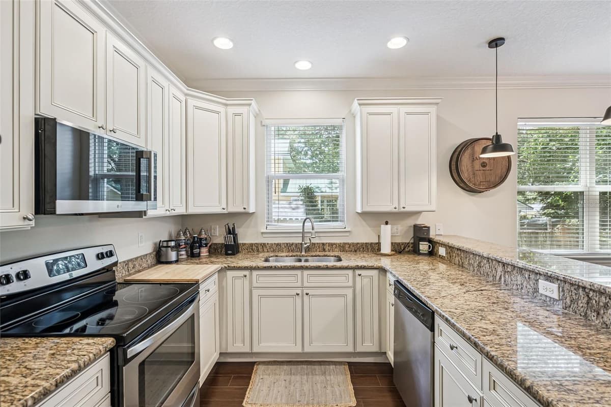 2508 CHURCH STREET — photo 10 of 20