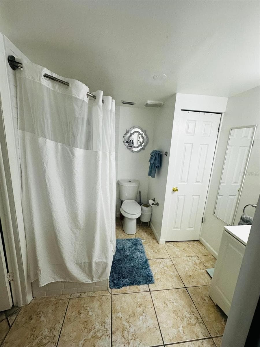 16004 SADDLE CREEK DRIVE — photo 22 of 26