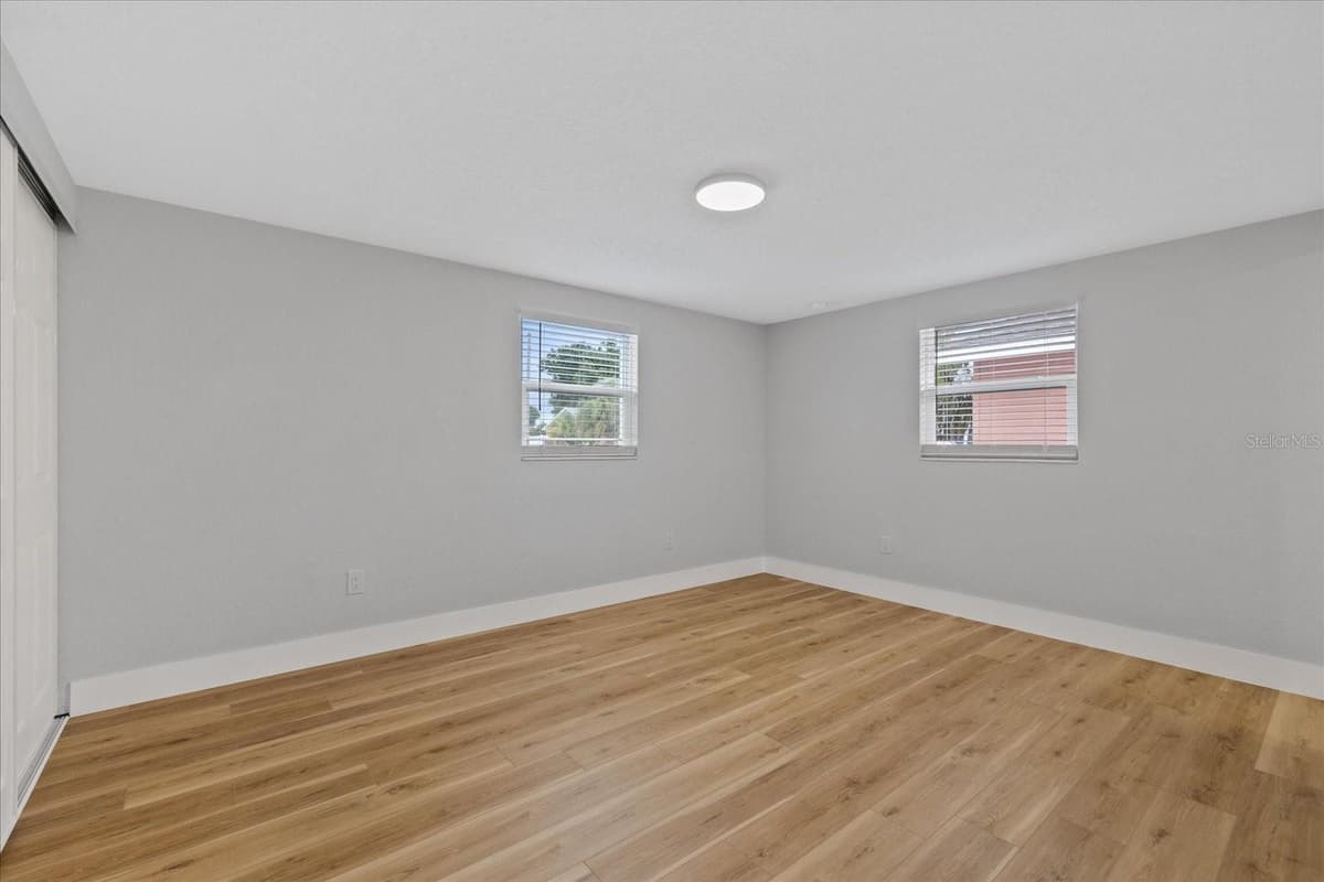 5824 THATCHER AVENUE — photo 36 of 51