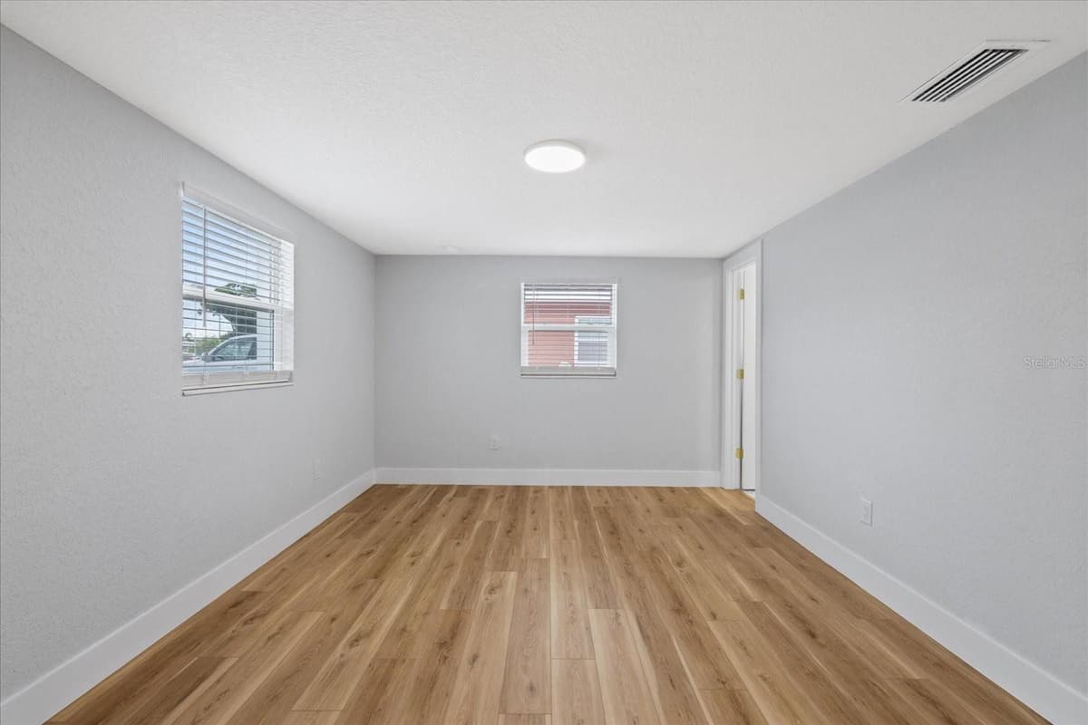 5824 THATCHER AVENUE — photo 41 of 51