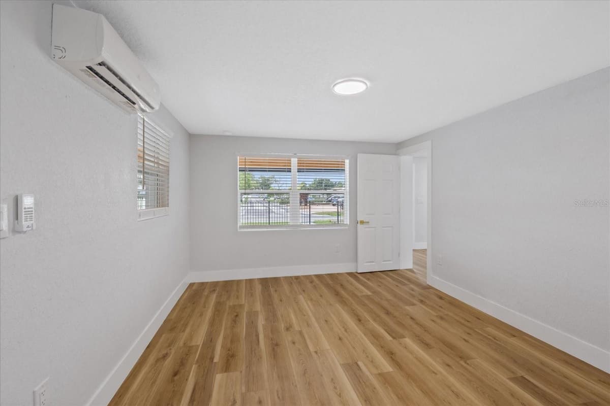 5824 THATCHER AVENUE — photo 30 of 51