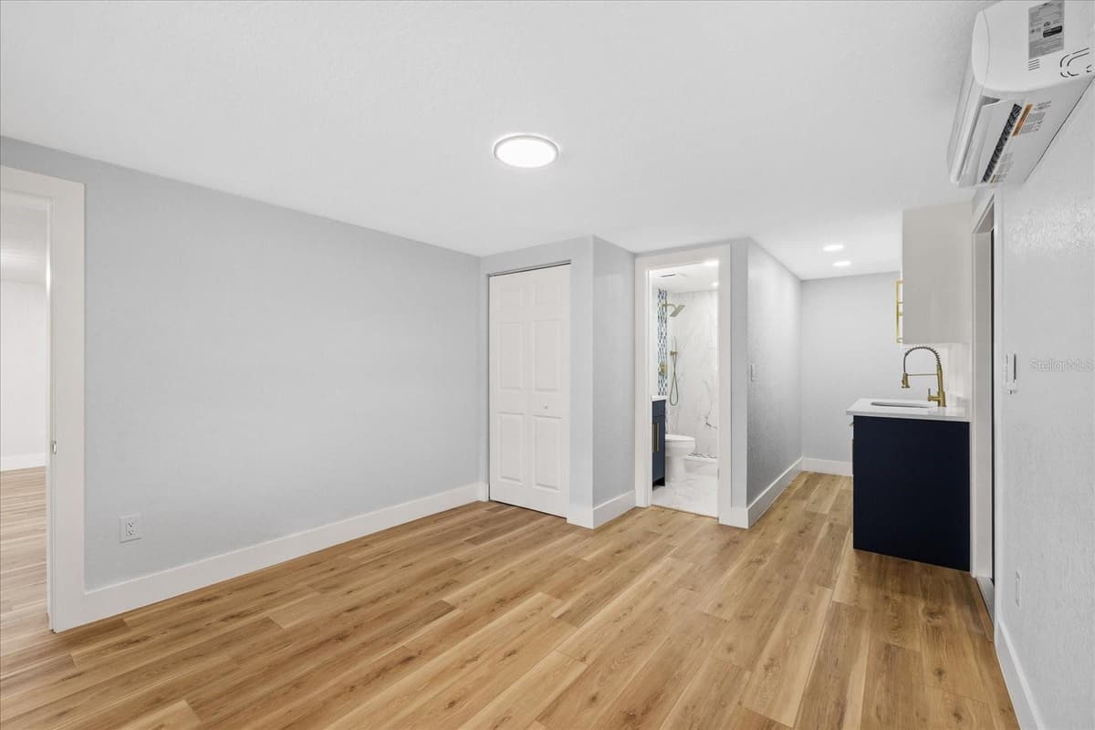 5824 THATCHER AVENUE — photo 25 of 51