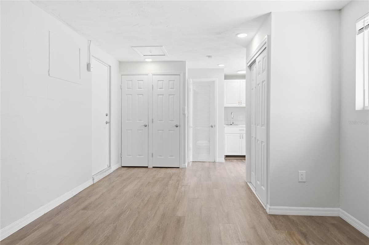 4810 GUARDIAN AVENUE — photo 32 of 37