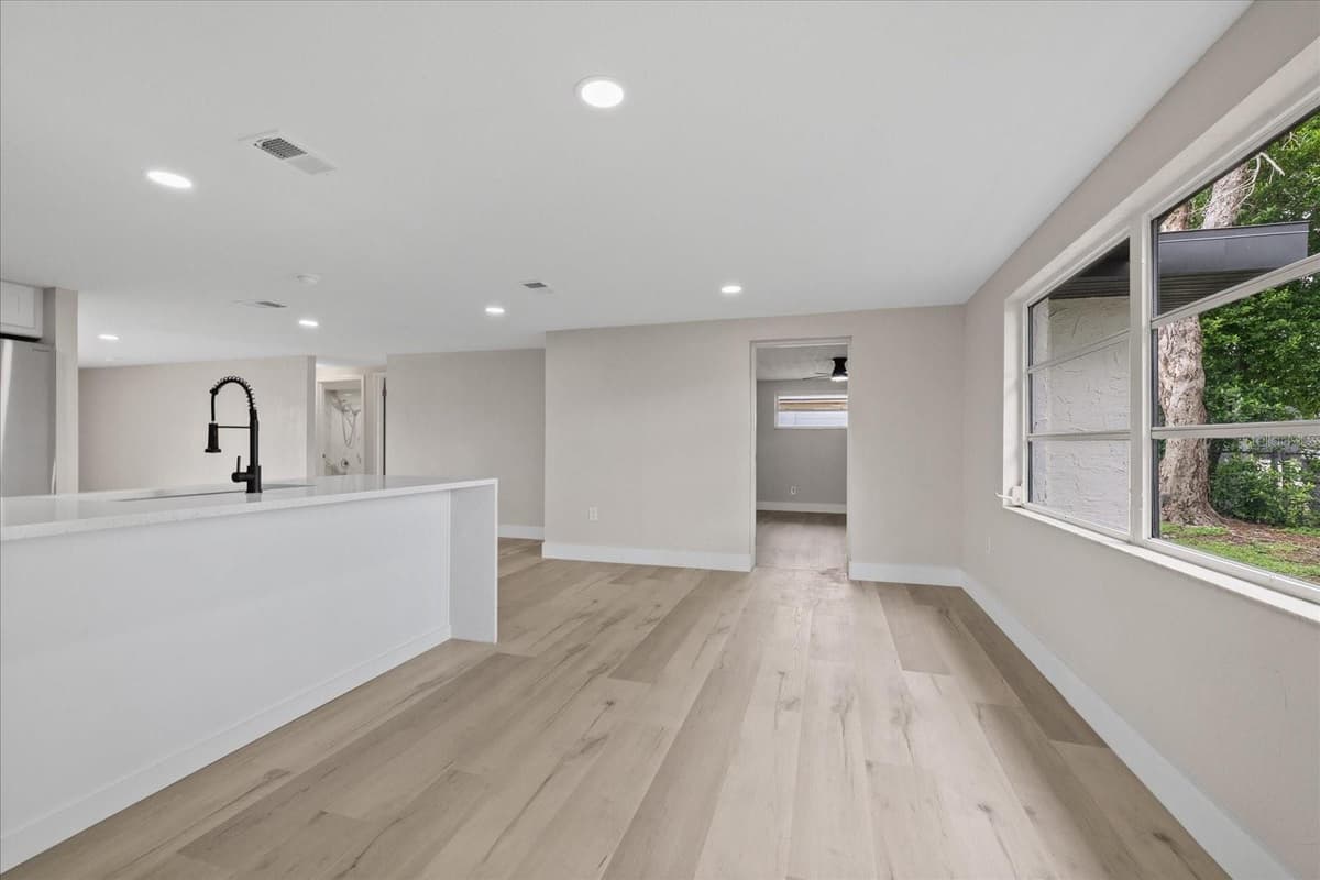 9401 GLEN MOOR LANE — photo 29 of 44