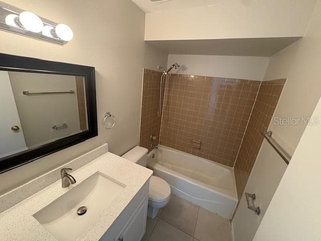 107 DORCHESTER SQUARE — photo 20 of 26