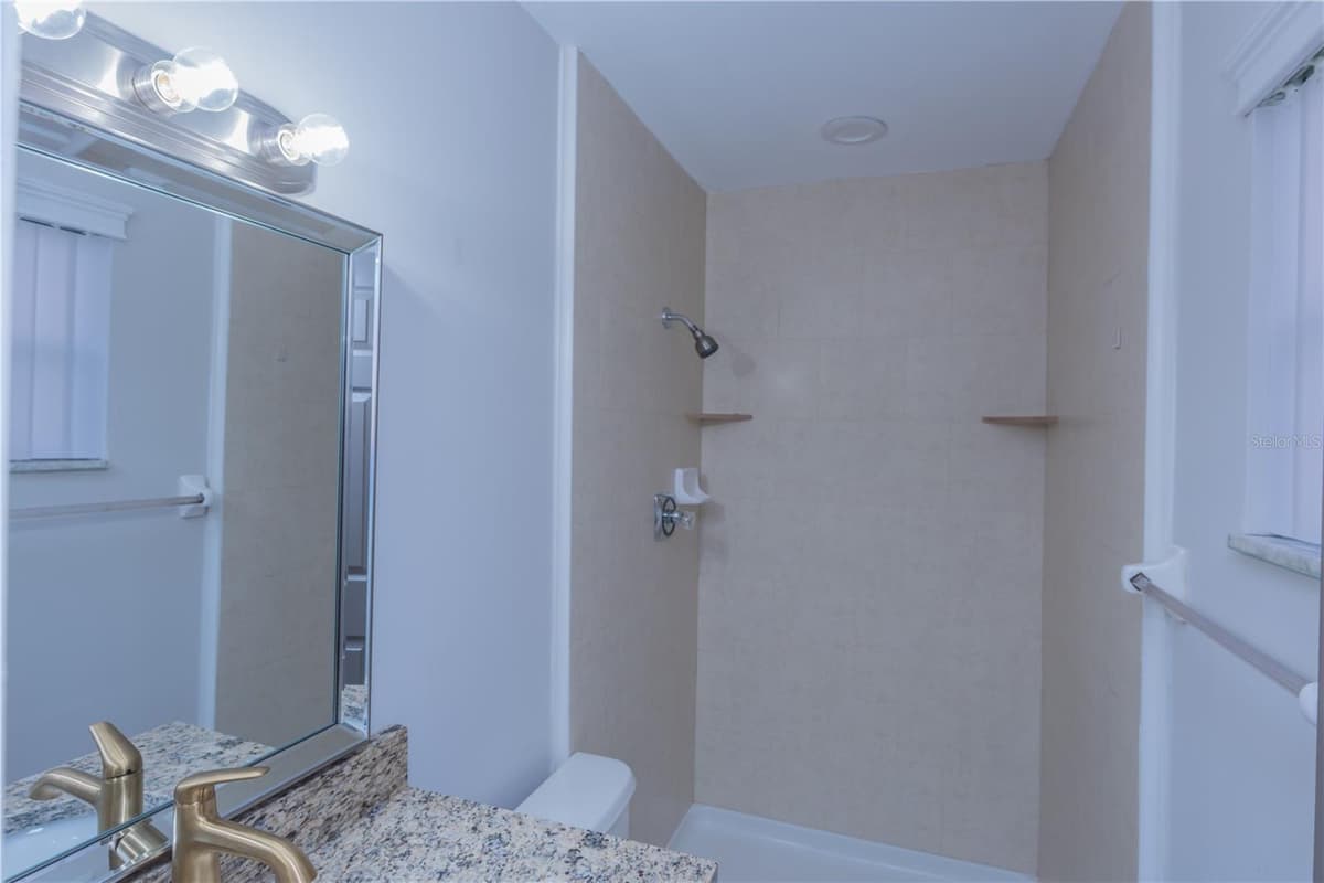 445 WALNUT STREET — photo 21 of 23