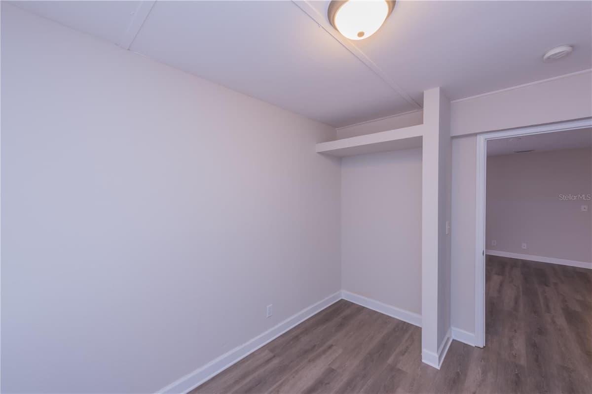 445 WALNUT STREET — photo 11 of 23