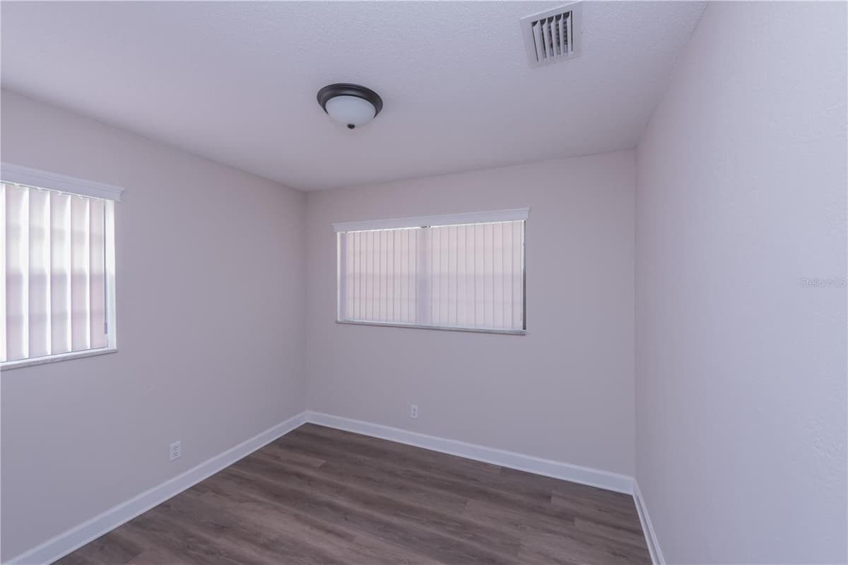 445 WALNUT STREET — photo 15 of 23