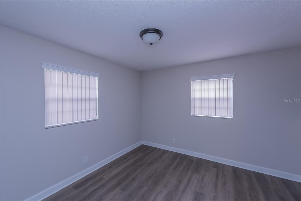 445 WALNUT STREET — photo 18 of 23