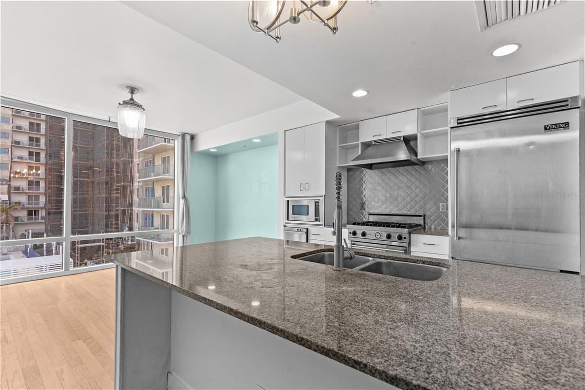 1120 KENNEDY BOULEVARD — photo 22 of 40