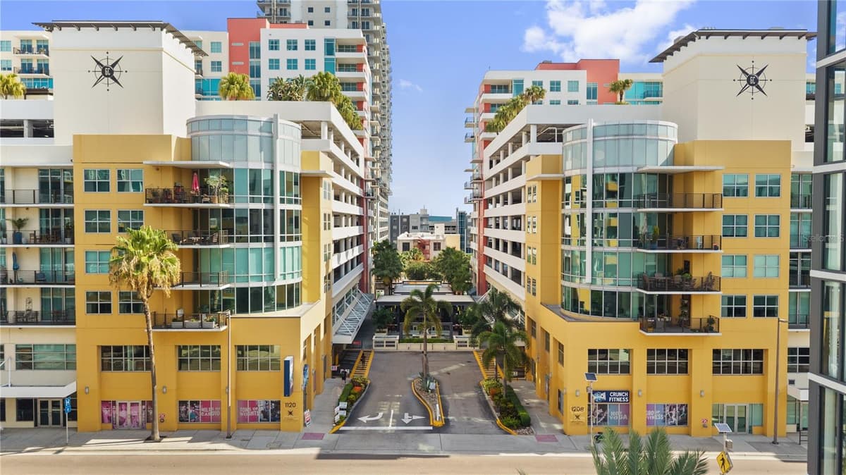 1120 KENNEDY BOULEVARD — photo 1 of 40