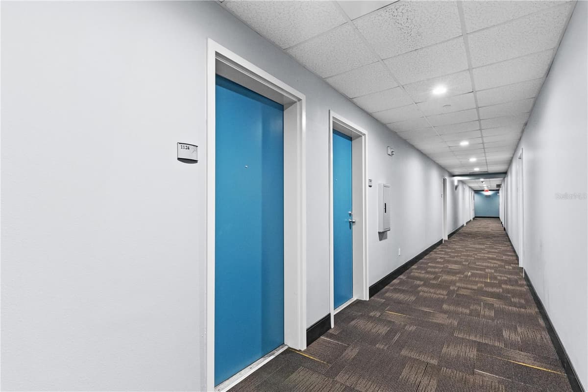 1120 KENNEDY BOULEVARD — photo 3 of 40