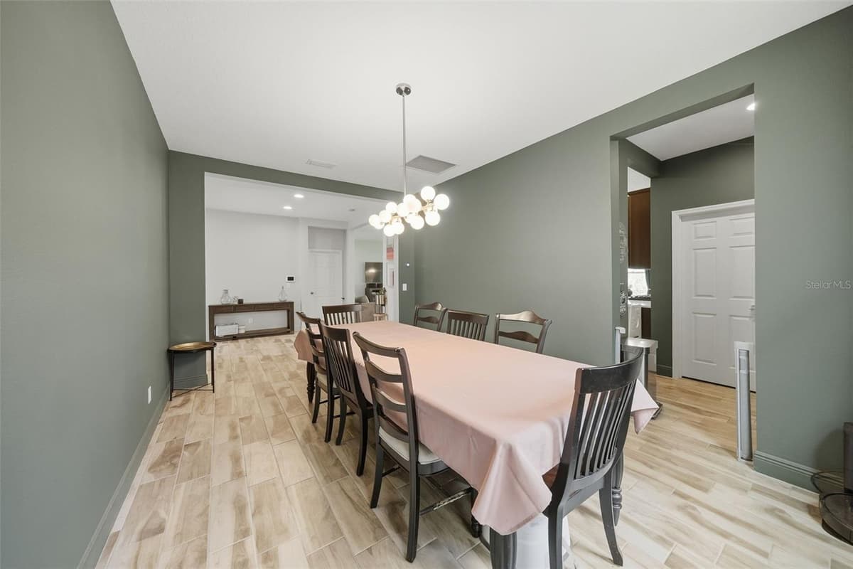 4801 BALLANTRAE BOULEVARD — photo 14 of 53
