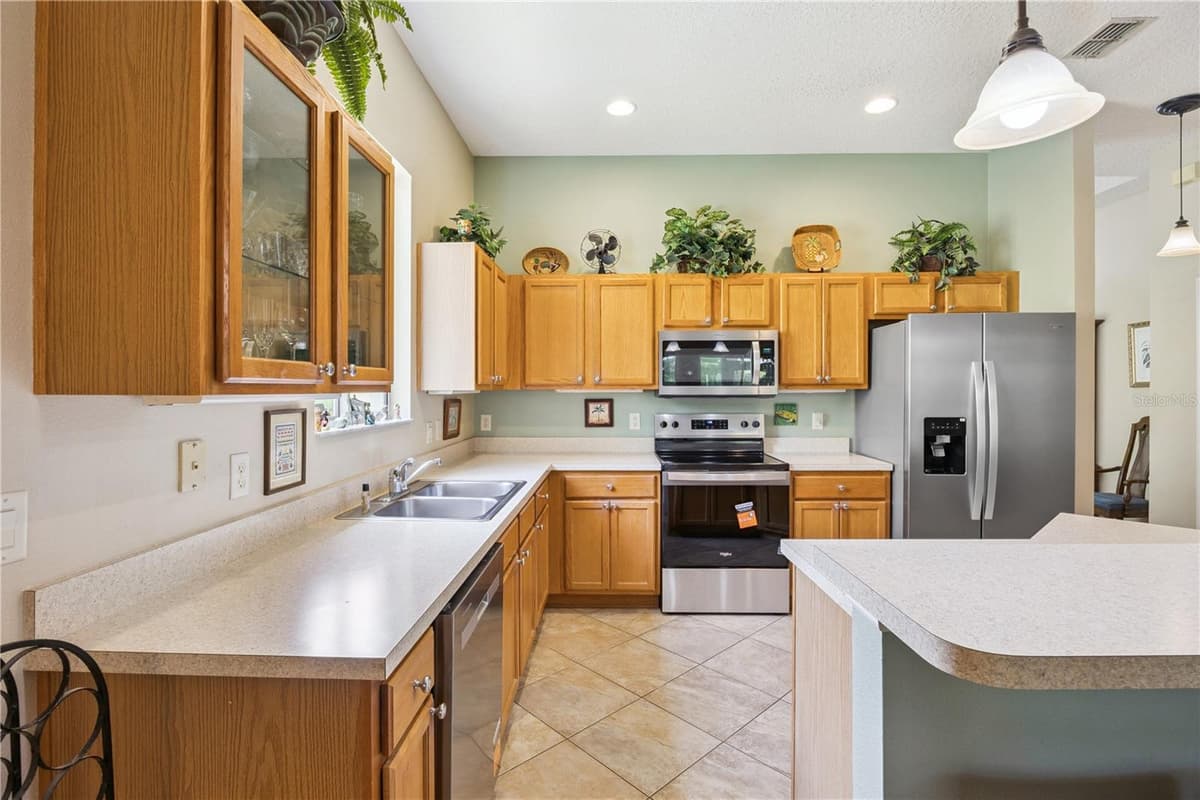 24403 AMBERLEAF COURT — photo 9 of 28