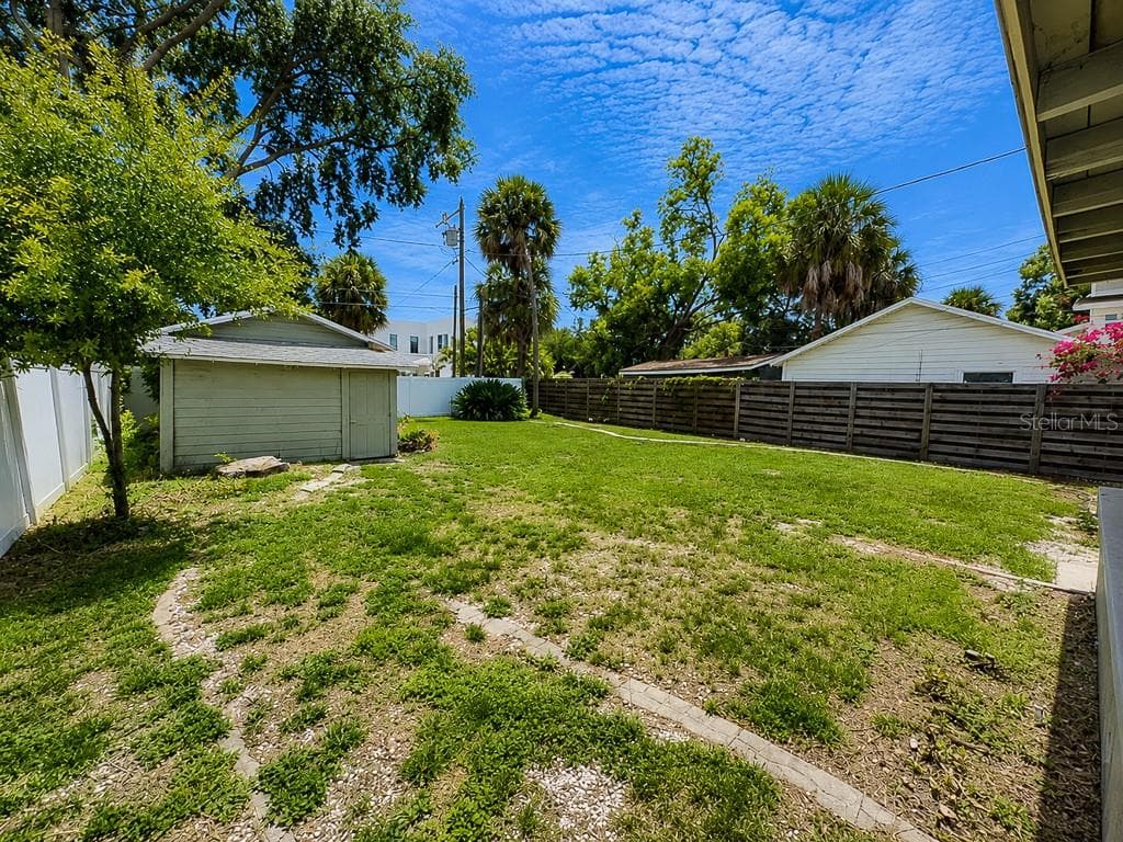 2244 4TH AVENUE — photo 41 of 48