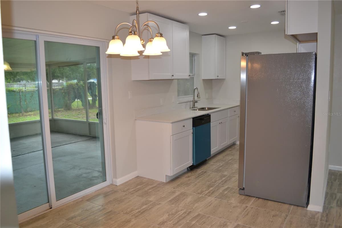 115 PADGETT PLACE — photo 8 of 46