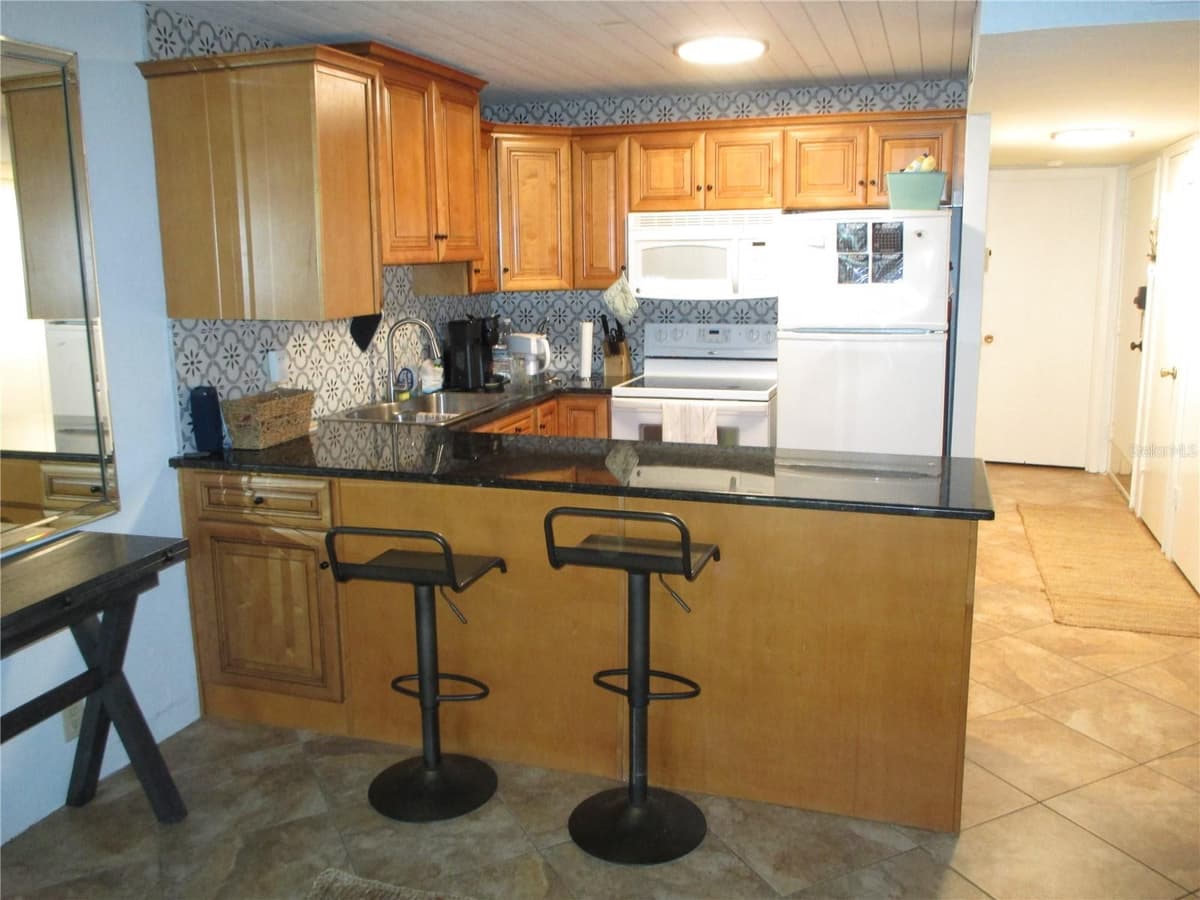1441 ATLANTIC AVENUE — photo 10 of 18