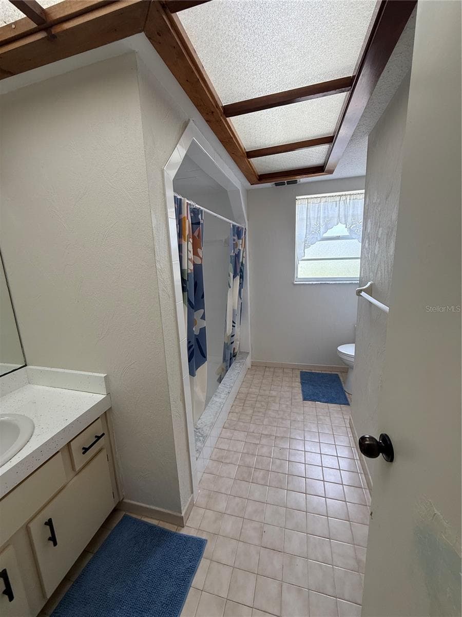 2156 NEW AZORA ROAD — photo 15 of 47