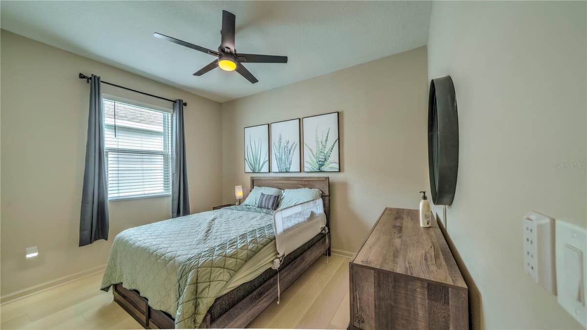 1228 MATTIE POINTE BOULEVARD — photo 17 of 45