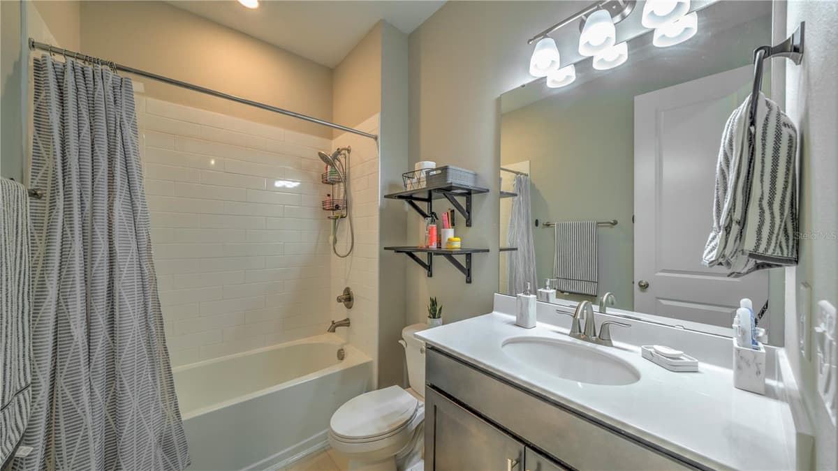 1228 MATTIE POINTE BOULEVARD — photo 18 of 45