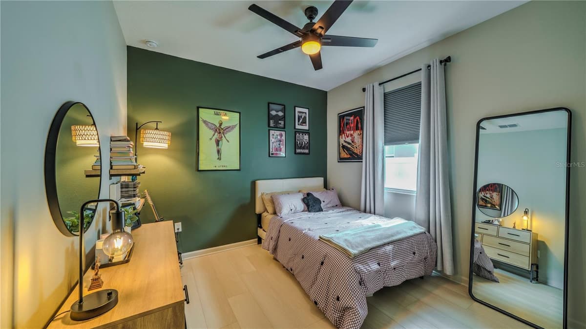 1228 MATTIE POINTE BOULEVARD — photo 11 of 45