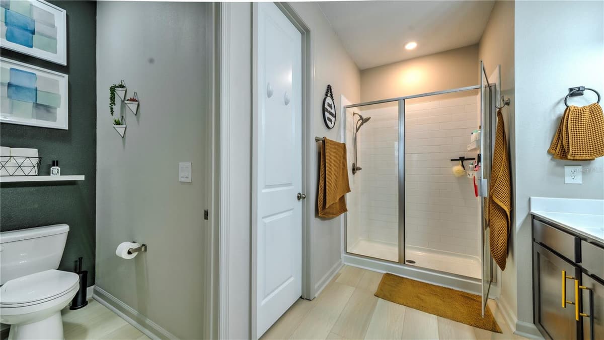 1228 MATTIE POINTE BOULEVARD — photo 31 of 45