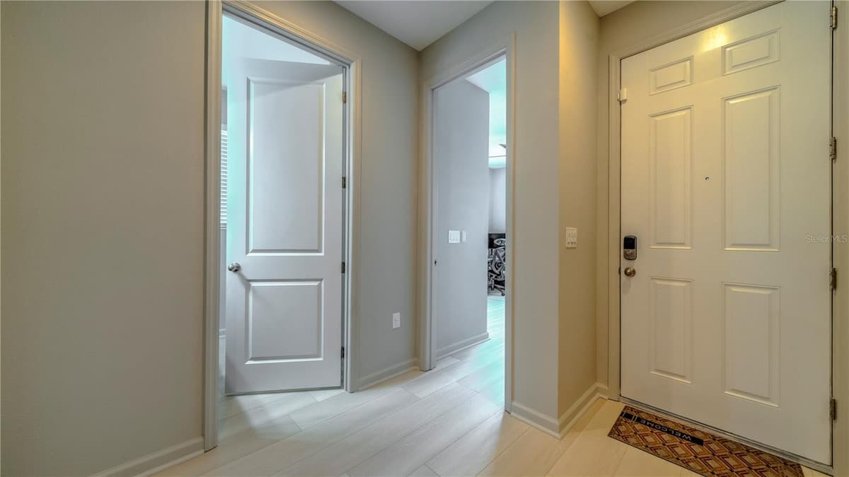 1228 MATTIE POINTE BOULEVARD — photo 8 of 45