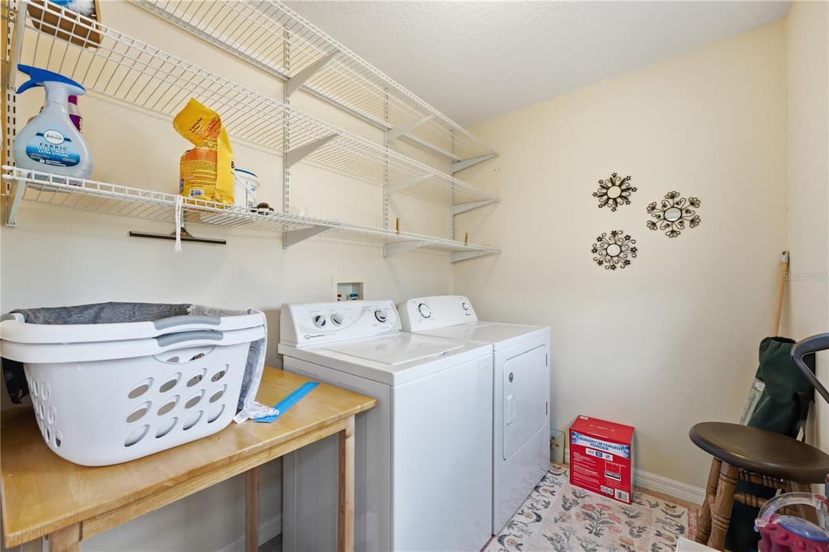 10114 OAK CREST ROAD — photo 30 of 45