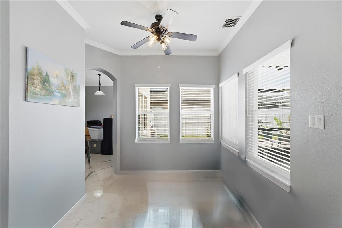 10114 OAK CREST ROAD — photo 18 of 45
