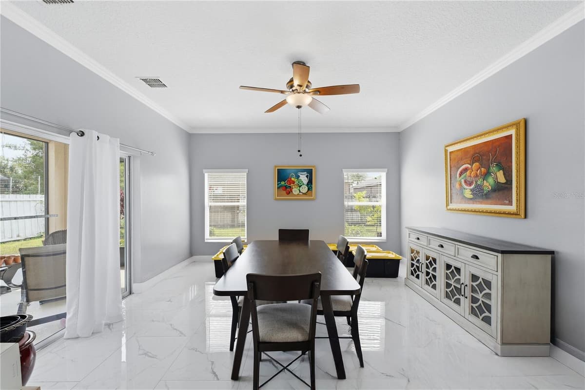 10114 OAK CREST ROAD — photo 9 of 45