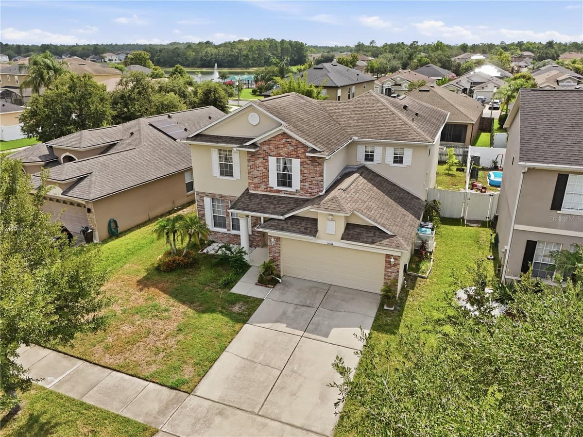 10114 OAK CREST ROAD — photo 3 of 45