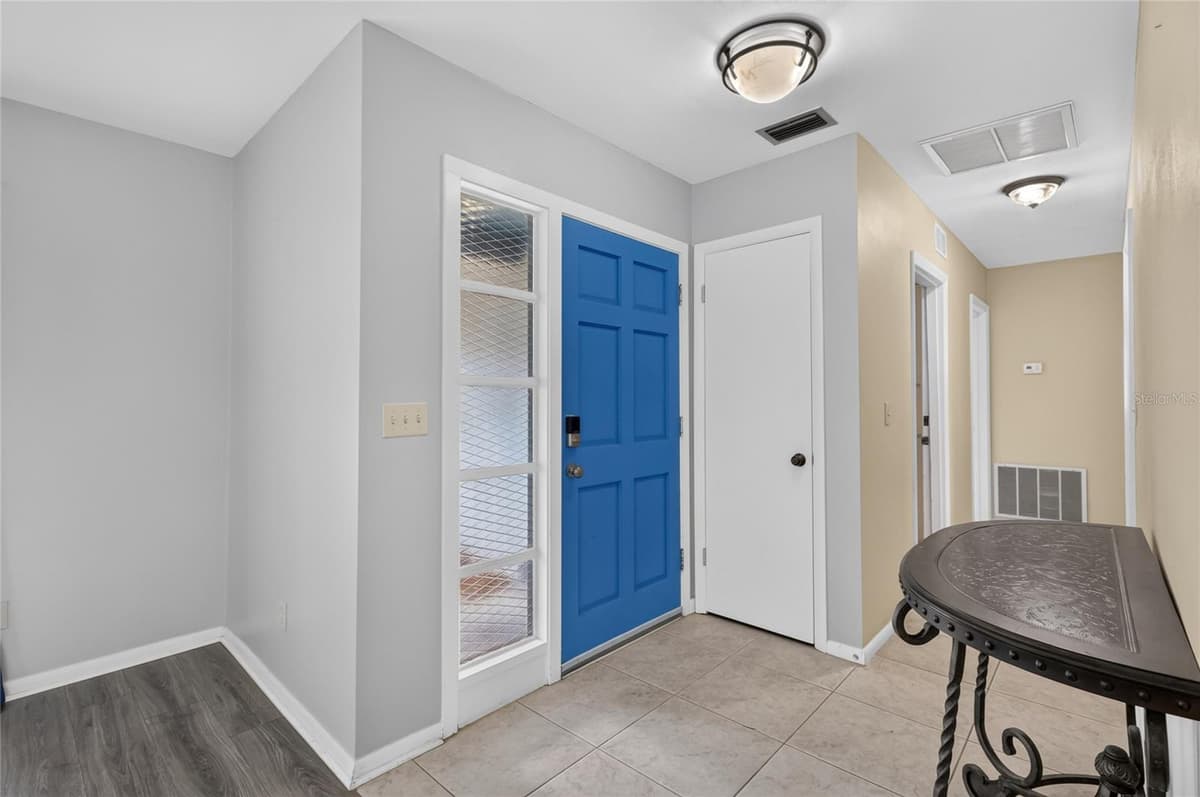 118 BROWNING CIRCLE — photo 5 of 58