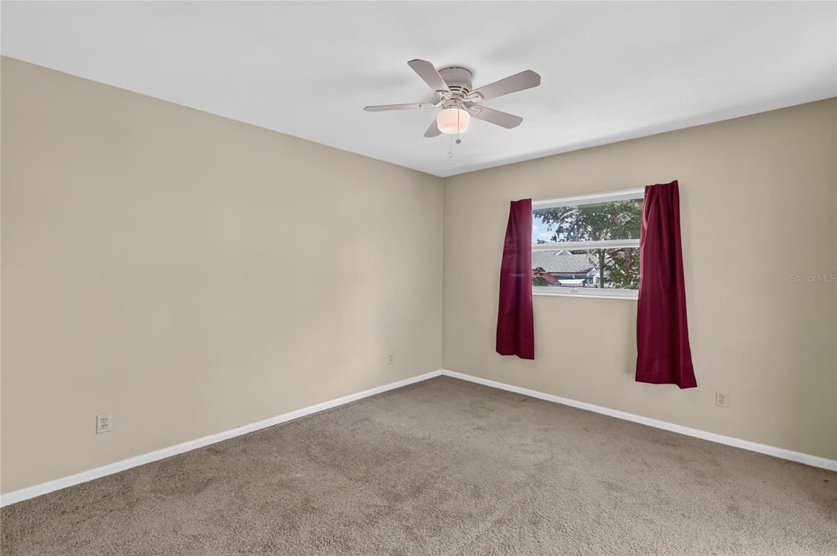 118 BROWNING CIRCLE — photo 37 of 58