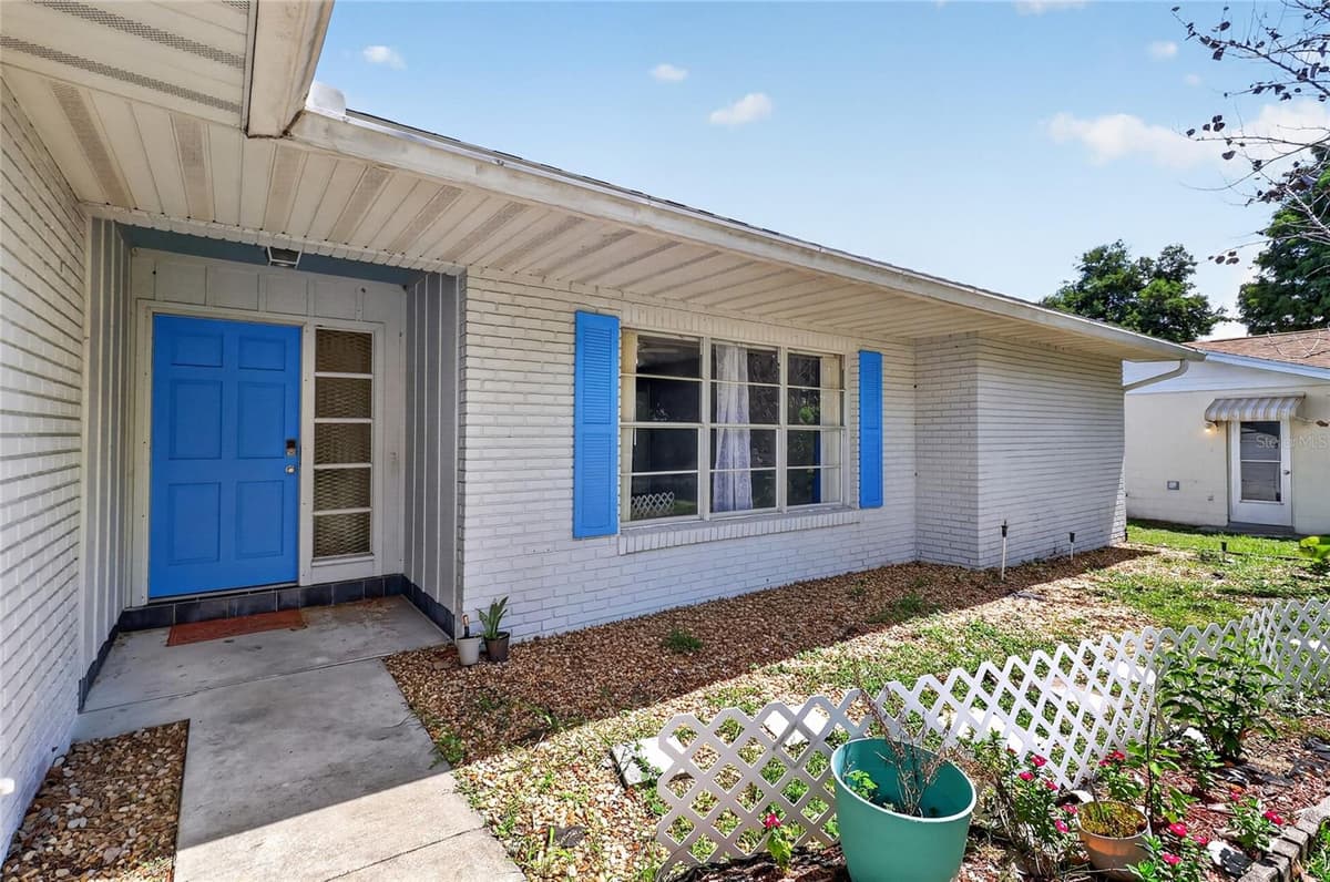 118 BROWNING CIRCLE — photo 3 of 58