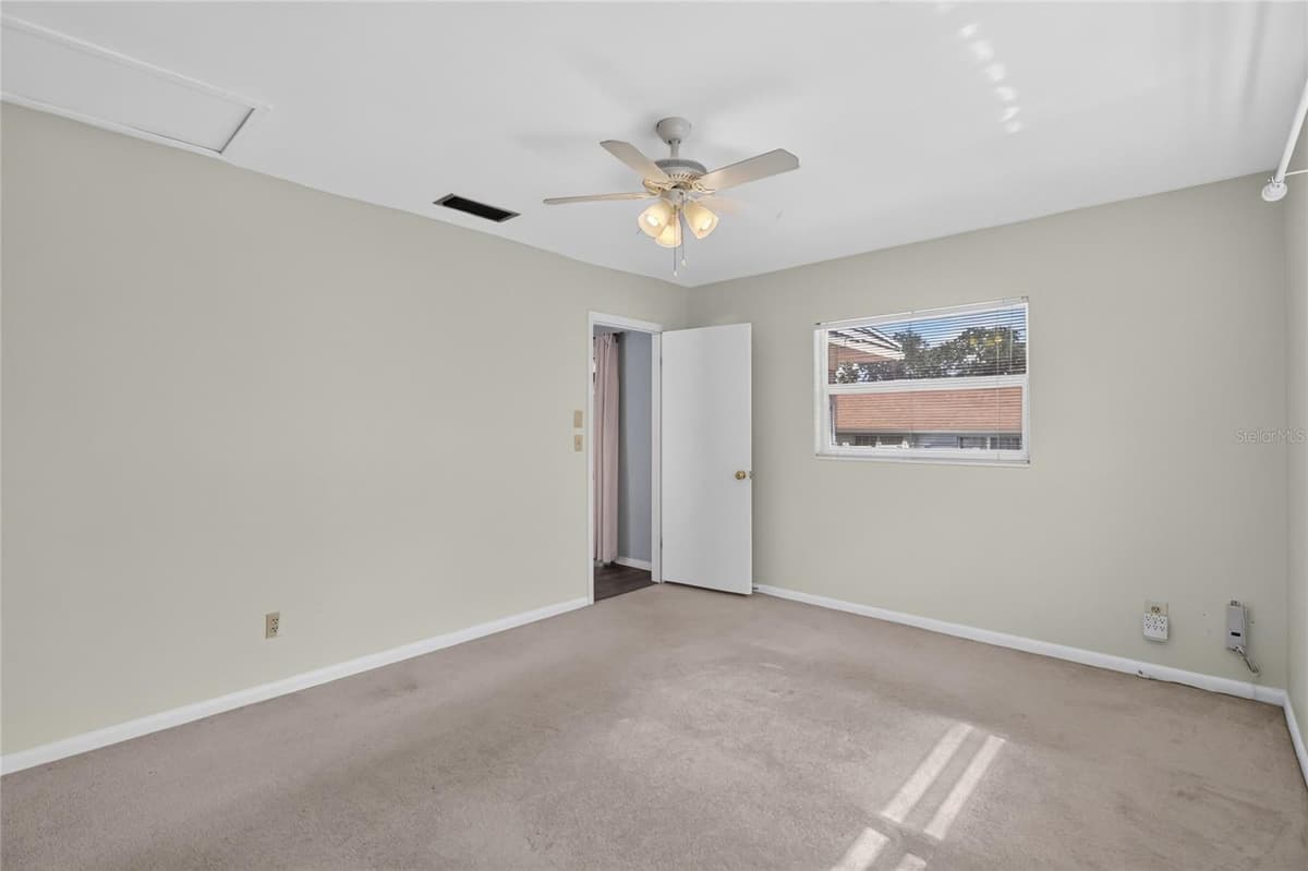 118 BROWNING CIRCLE — photo 20 of 58