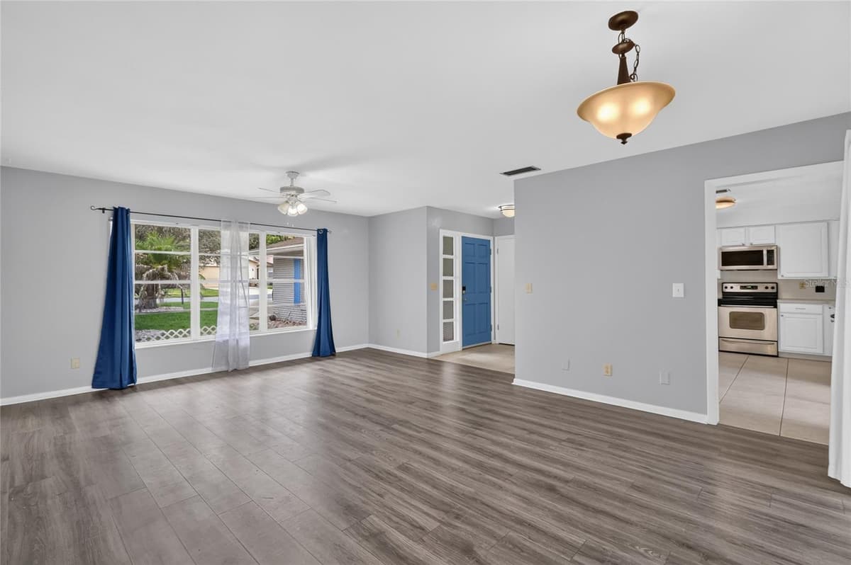 118 BROWNING CIRCLE — photo 6 of 58