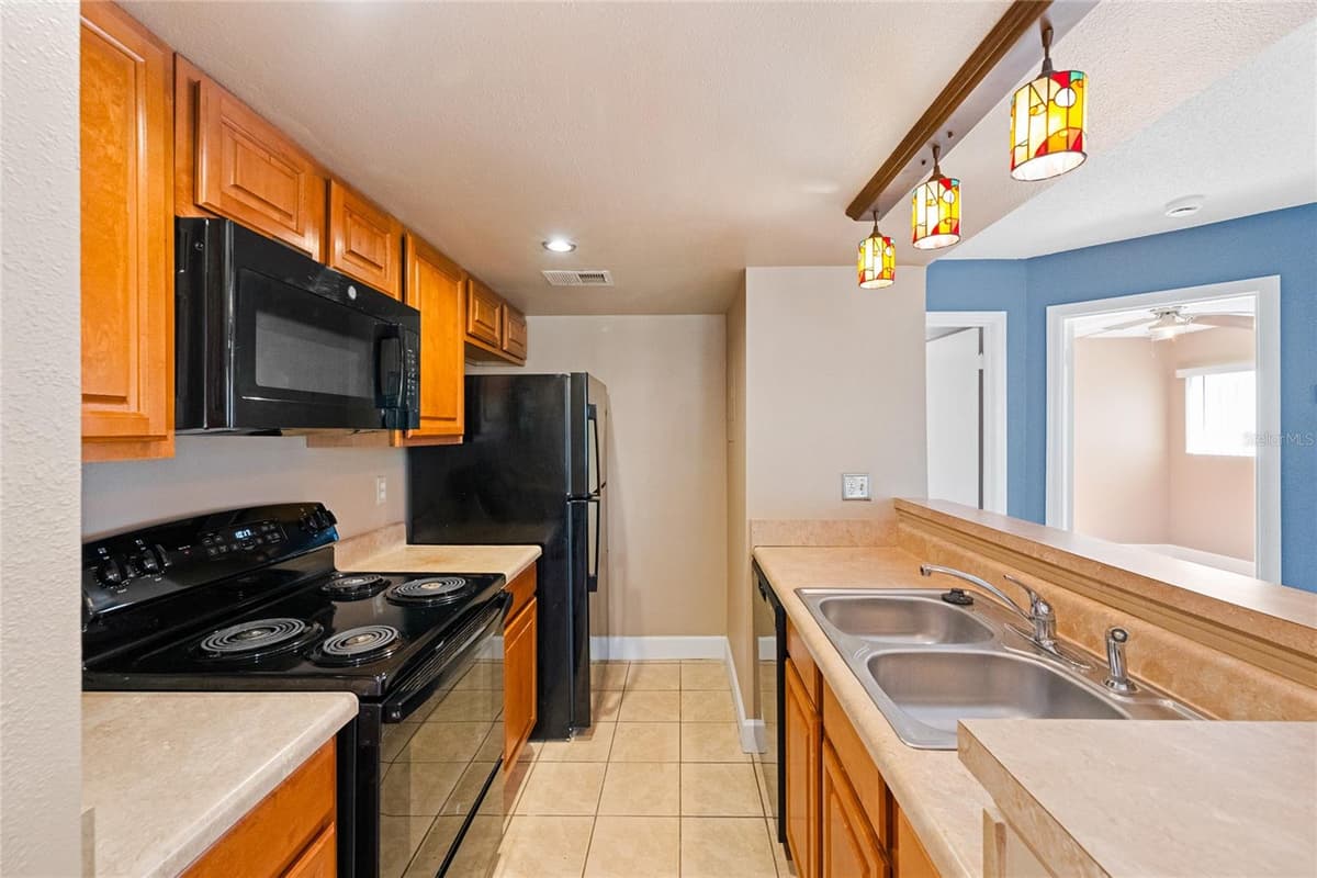 543 SUN RIDGE PLACE — photo 7 of 27