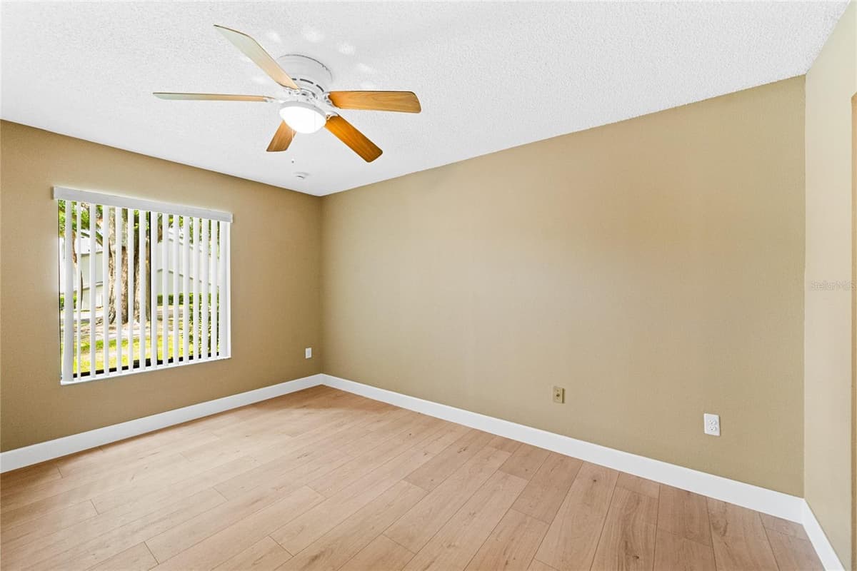 543 SUN RIDGE PLACE — photo 9 of 27