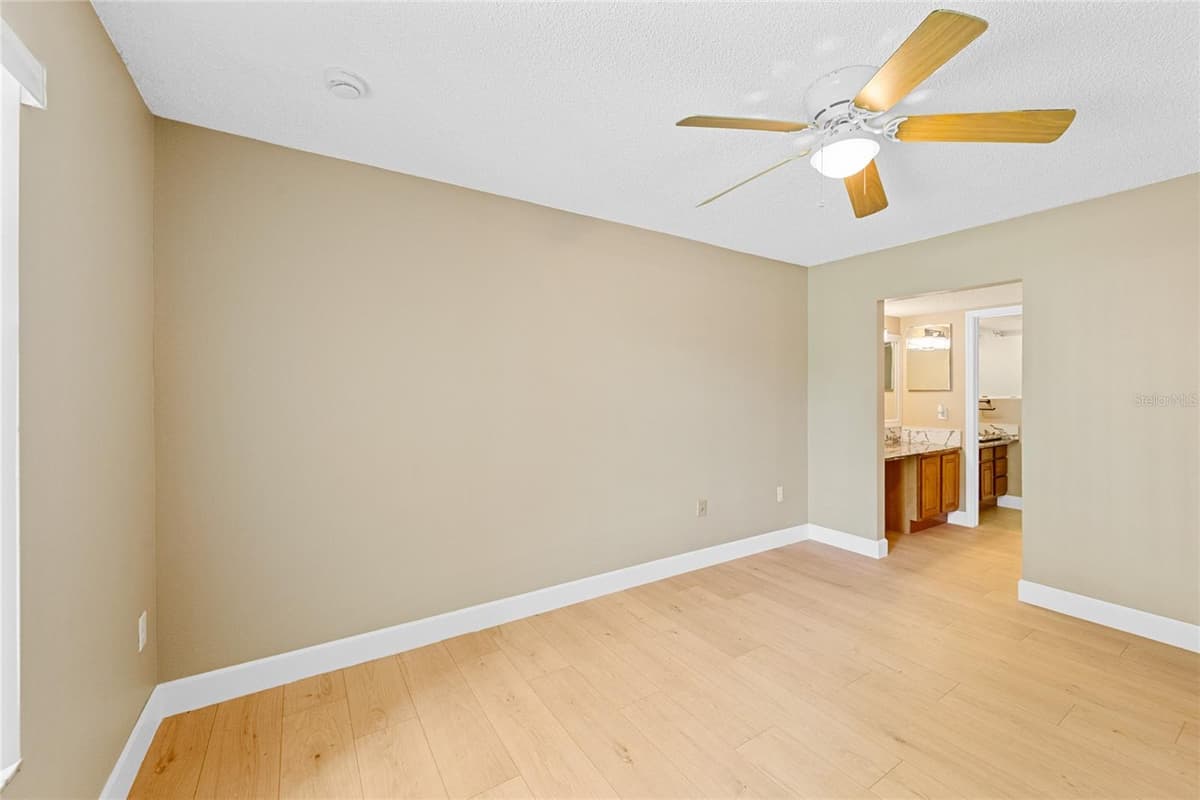 543 SUN RIDGE PLACE — photo 10 of 27