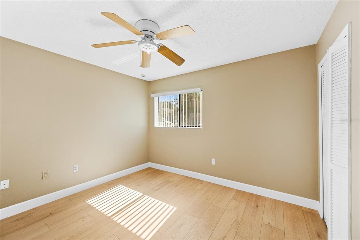 543 SUN RIDGE PLACE — photo 14 of 27
