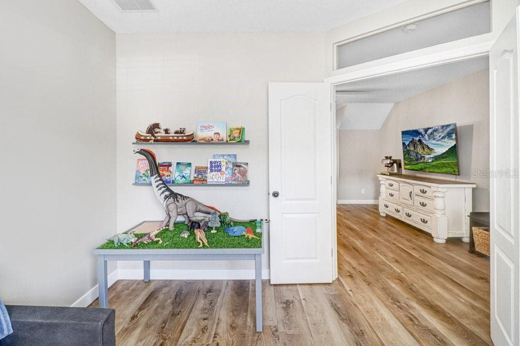 16217 SWAN VIEW CIRCLE — photo 14 of 28