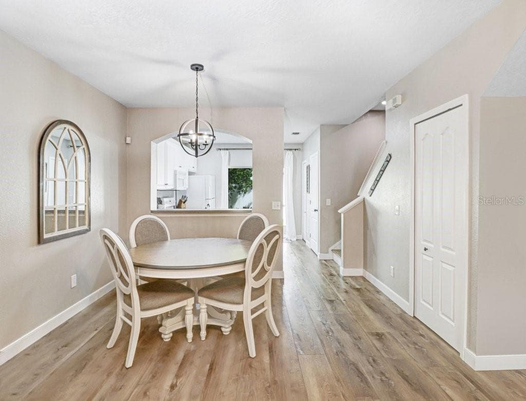 16217 SWAN VIEW CIRCLE — photo 10 of 28