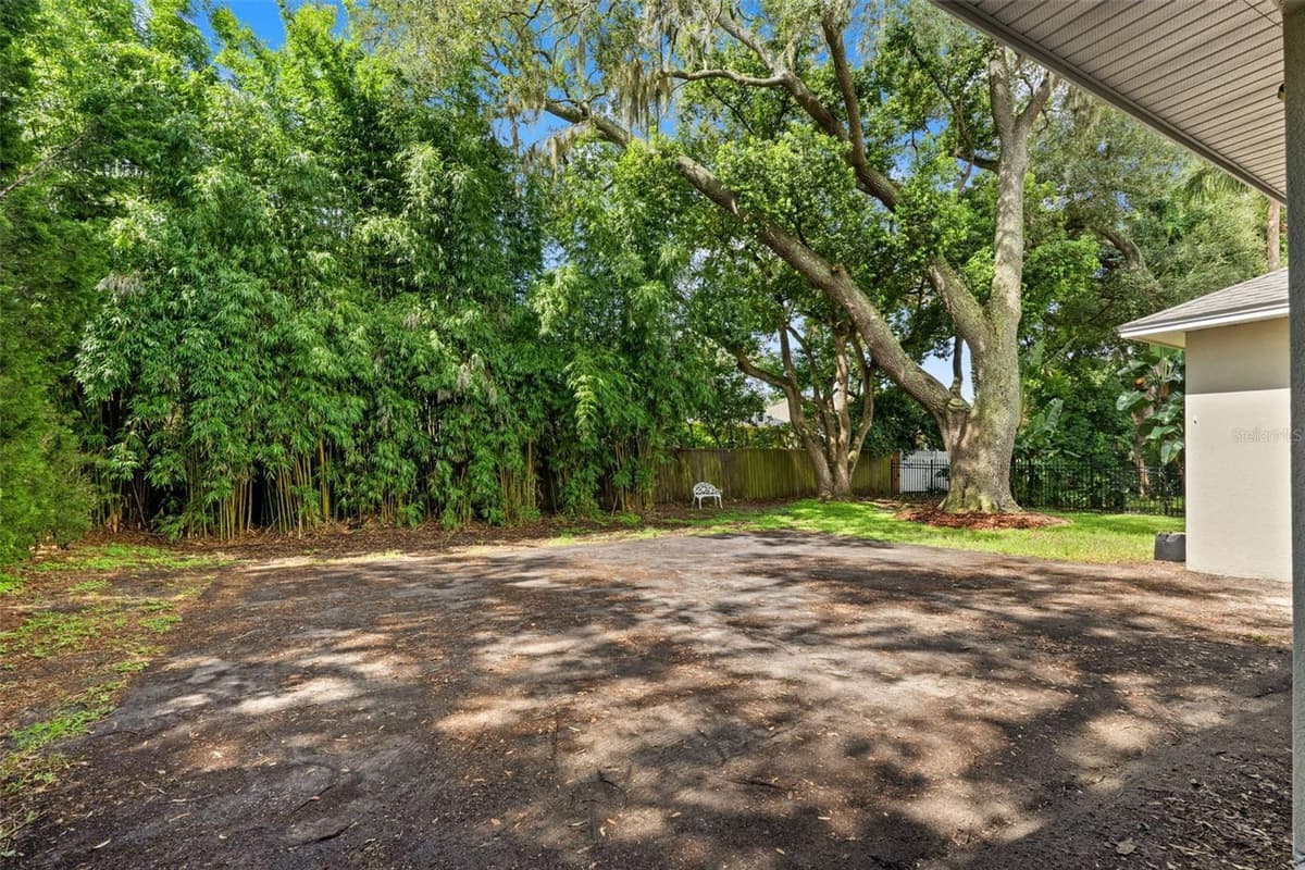 2112 CARROLL LANDING DRIVE — photo 28 of 66
