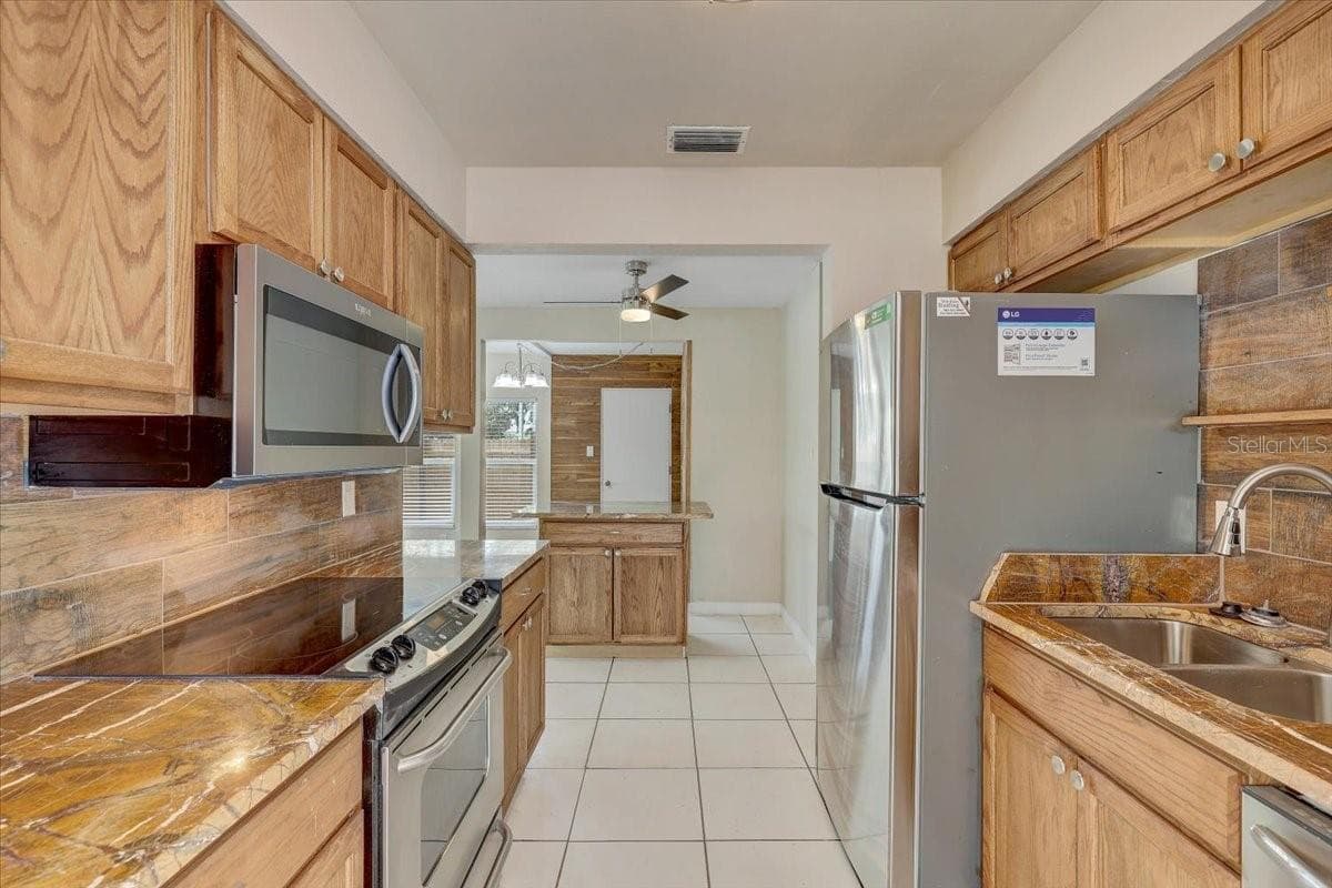 2901 DR MARTIN LUTHER KING JR STREET — photo 22 of 48