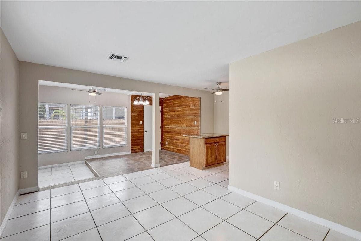 2901 DR MARTIN LUTHER KING JR STREET — photo 16 of 48