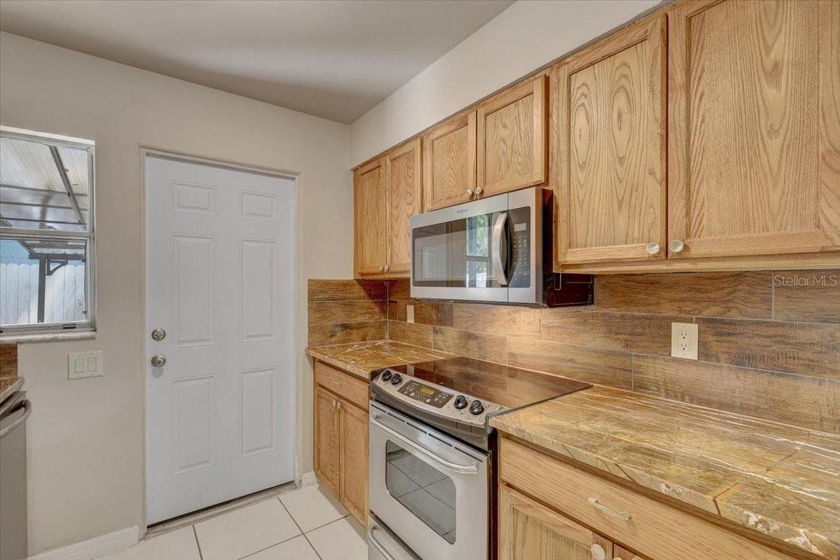2901 DR MARTIN LUTHER KING JR STREET — photo 21 of 48