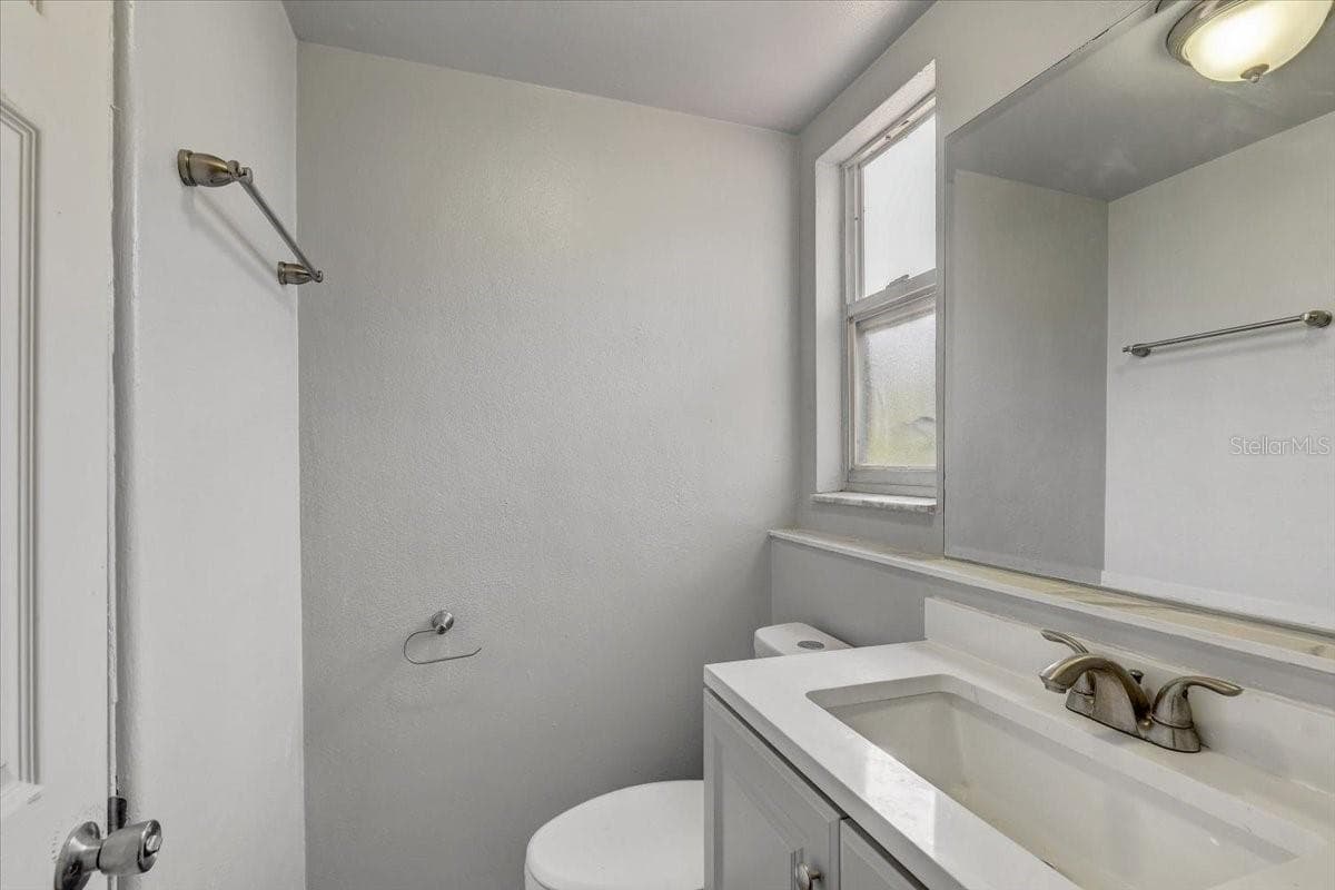 2901 DR MARTIN LUTHER KING JR STREET — photo 35 of 48